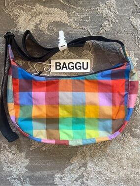 BAGGU Medium Nylon Crescent Bag - Madras (UO Exclusive)